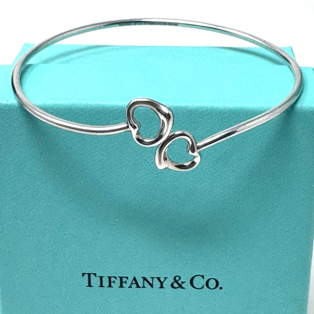 Authentic Elsa Peretti Open Heart Hook Bangle Bracelet.